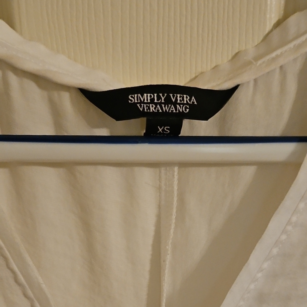 Simply Vera Vera Wang Cream Blouse